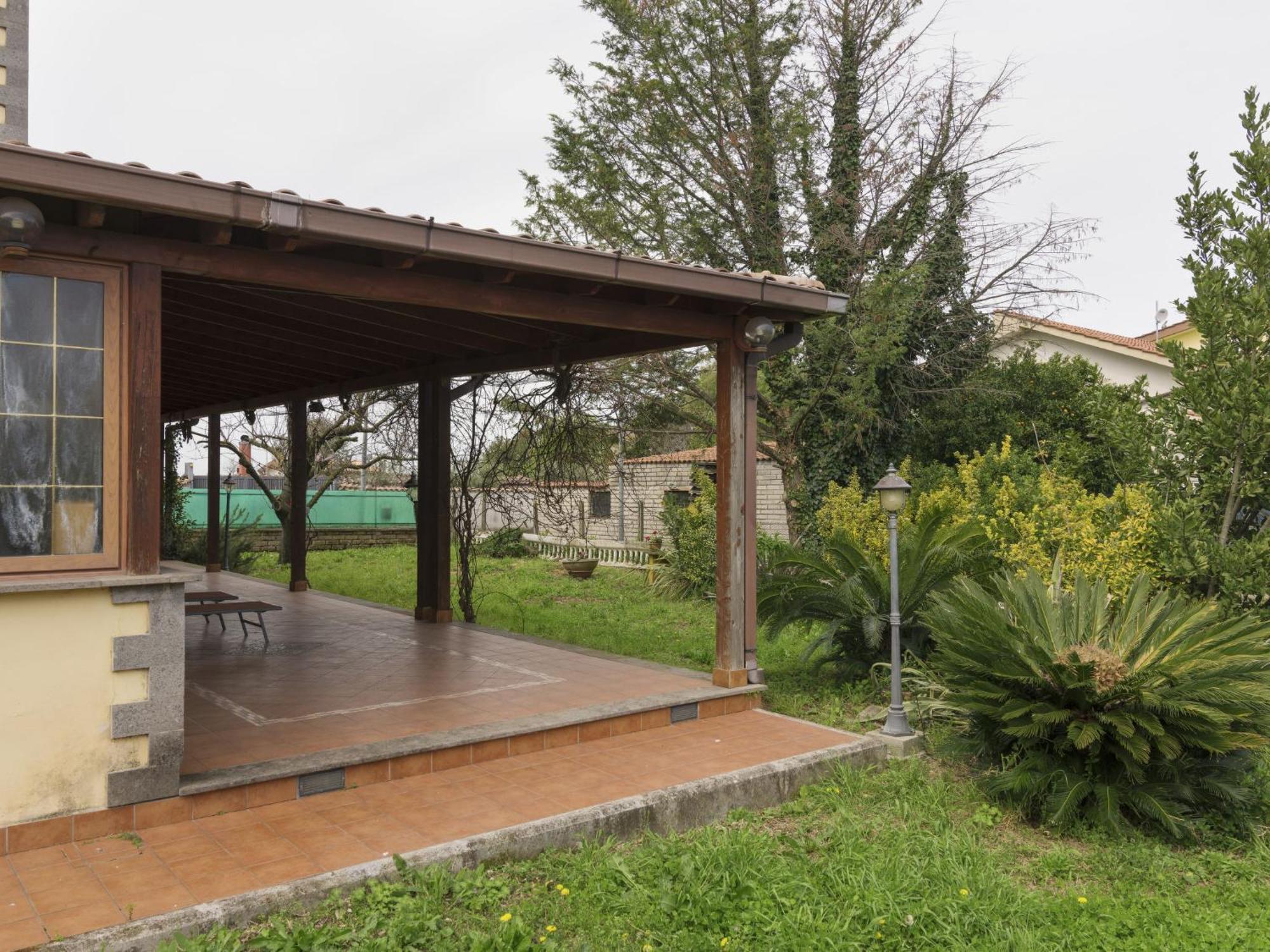 Lungo L'ardeatina By Interhome *