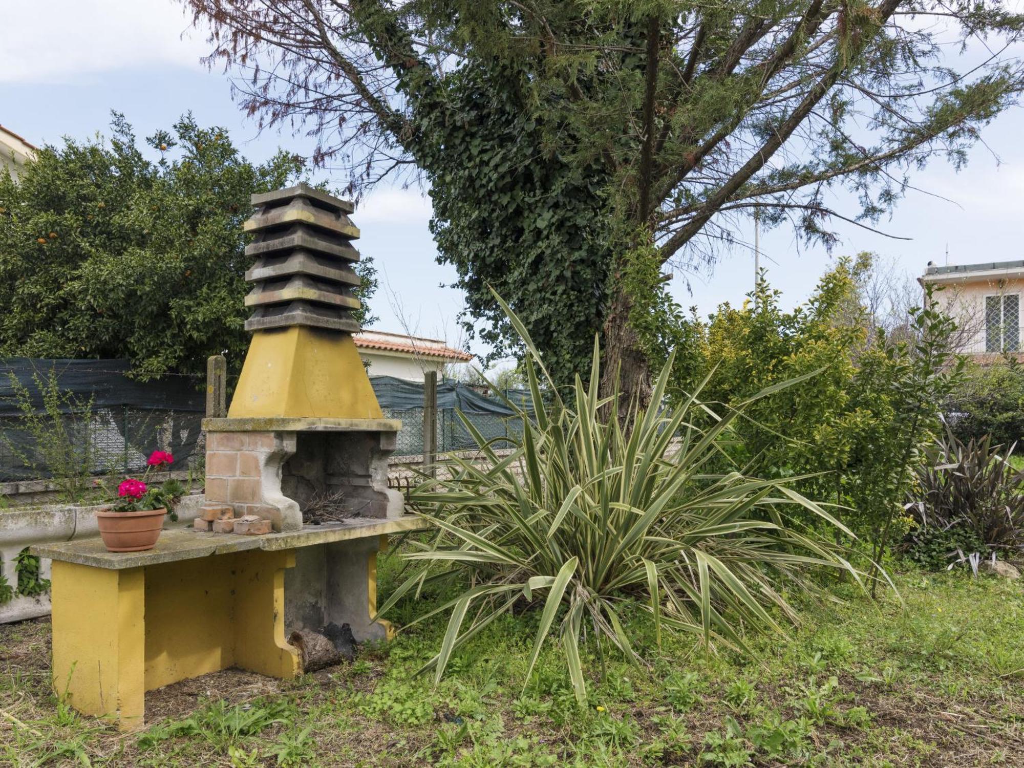 Lungo L'ardeatina By Interhome * Rom