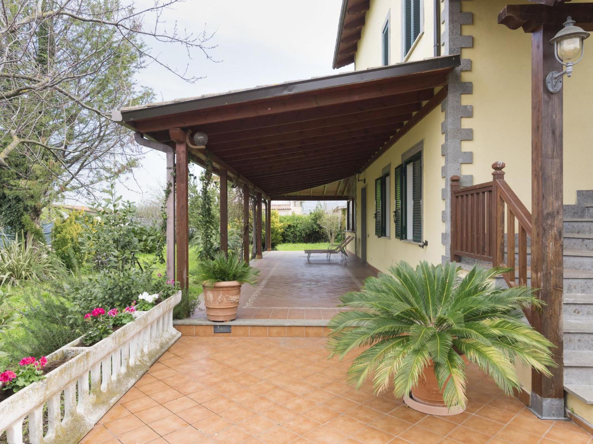 Lungo L'ardeatina By Interhome